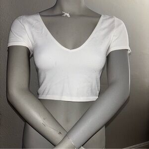 Bozzolo White V-Neck Short Sleeve Crop Top